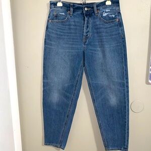 NWOT Old Navy denim jeans high rise slouchy taper size 6 brand new 100% cotton